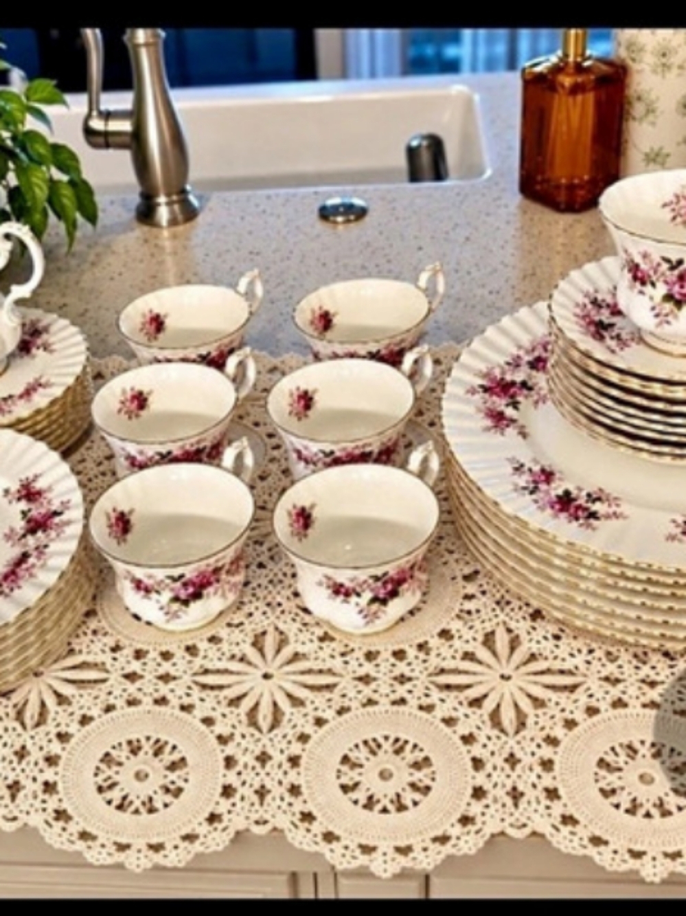 Royal Albert Lavender Rose Partial Tea and Dinner Service Set Floral China